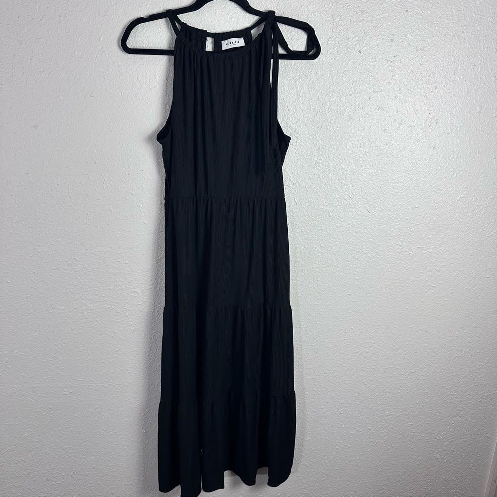 GILLI Elegant Black Sleeveless Dress - Picture 1 of 9